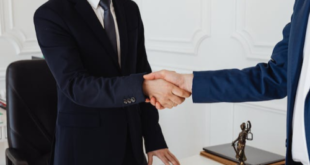 Membangun Bisnis Informasi yang Revolusioner